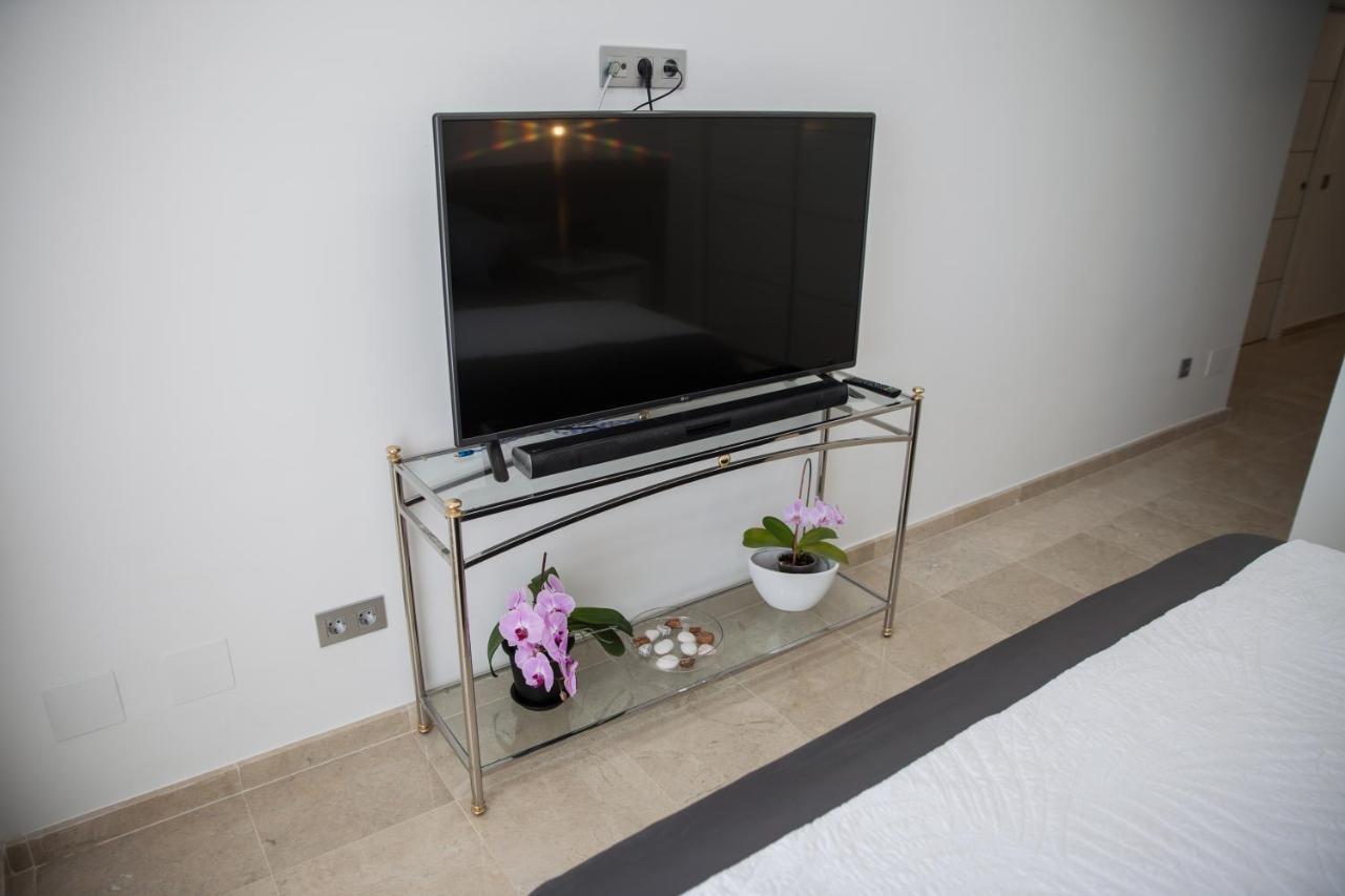 Spacious 200 Sq.M. Penthouse With Sea View Terraces ตอร์เรโมลิโนส ภายนอก รูปภาพ