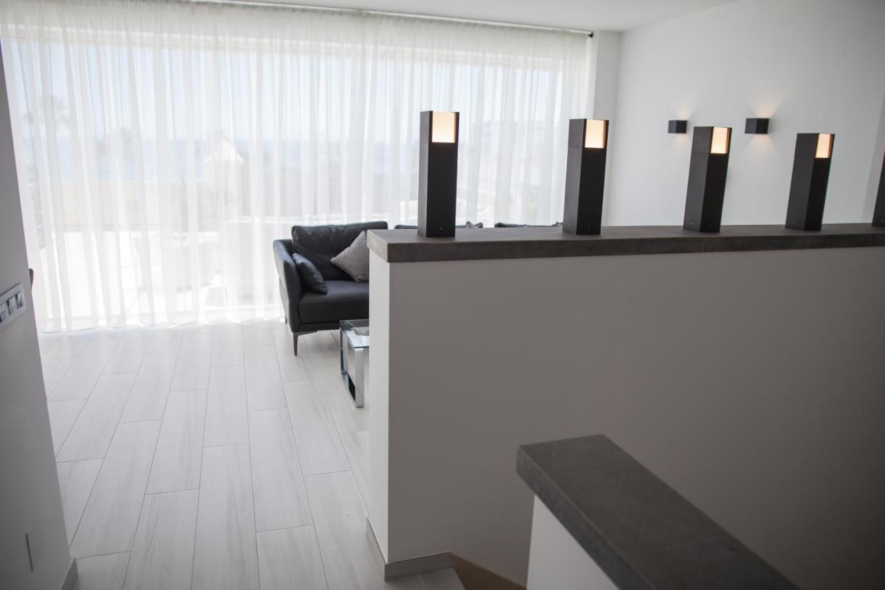 Spacious 200 Sq.M. Penthouse With Sea View Terraces ตอร์เรโมลิโนส ภายนอก รูปภาพ