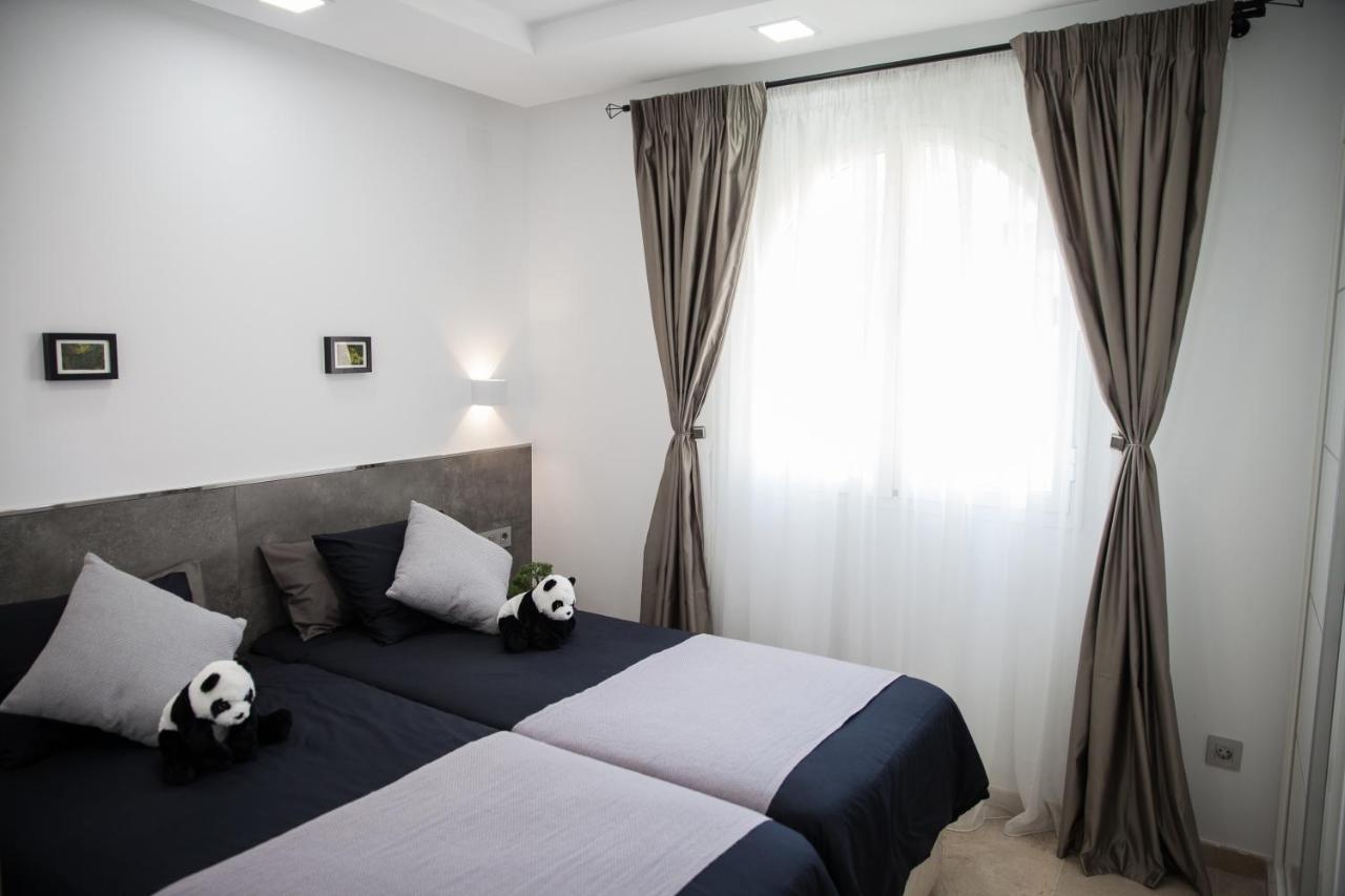 Spacious 200 Sq.M. Penthouse With Sea View Terraces ตอร์เรโมลิโนส ภายนอก รูปภาพ