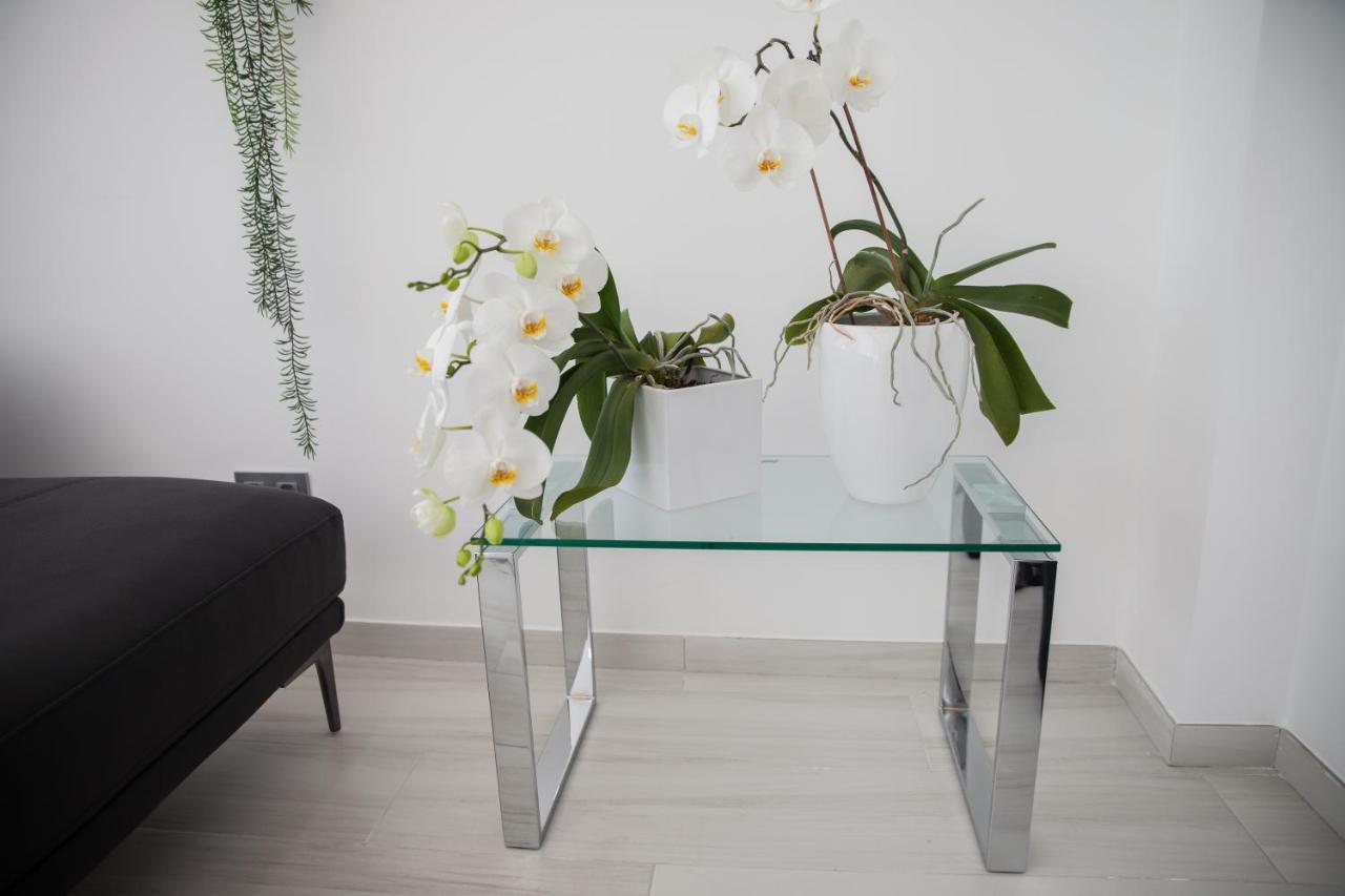 Spacious 200 Sq.M. Penthouse With Sea View Terraces ตอร์เรโมลิโนส ภายนอก รูปภาพ