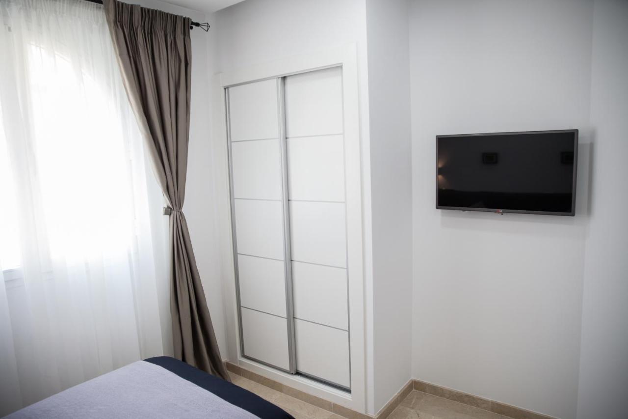 Spacious 200 Sq.M. Penthouse With Sea View Terraces ตอร์เรโมลิโนส ภายนอก รูปภาพ
