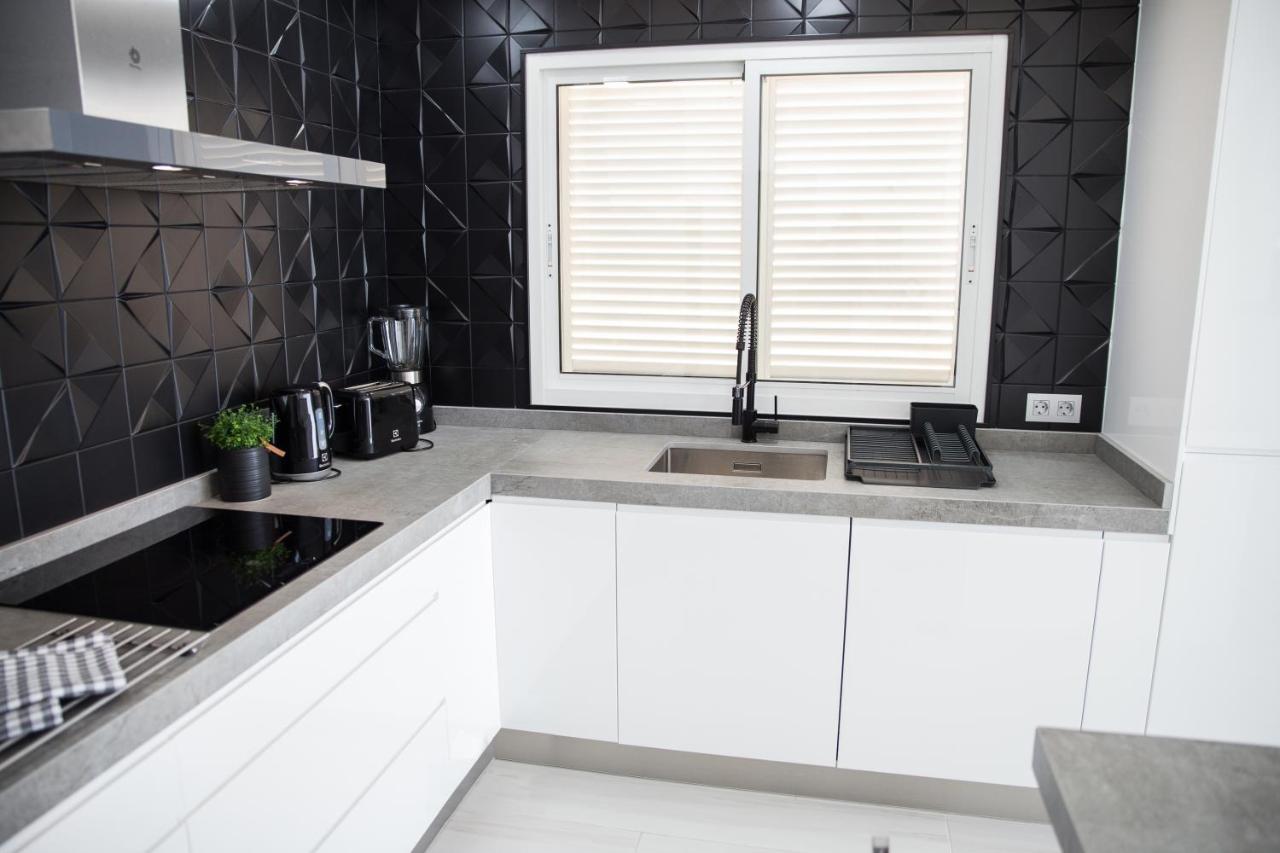 Spacious 200 Sq.M. Penthouse With Sea View Terraces ตอร์เรโมลิโนส ภายนอก รูปภาพ