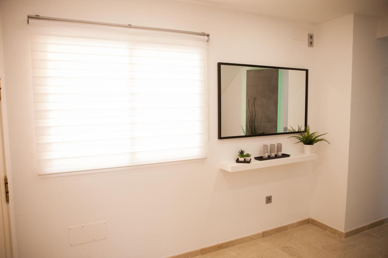 Spacious 200 Sq.M. Penthouse With Sea View Terraces ตอร์เรโมลิโนส ภายนอก รูปภาพ